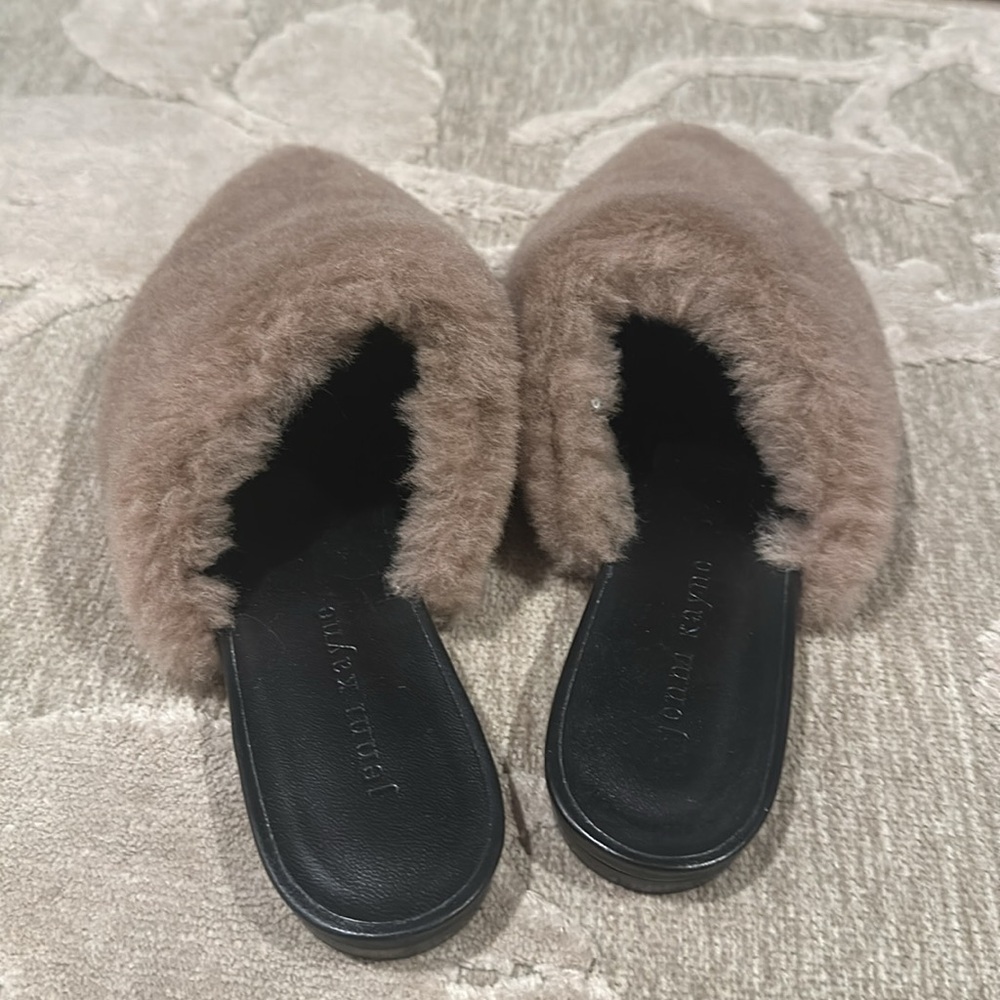 Jenni Kayne Faux Fur Slippers. Made In Italy, Size 39. View 3